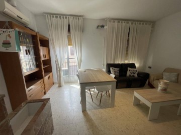 Apartment 3 Bedrooms in La Lantejuela