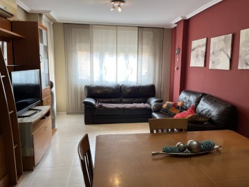 Apartment 4 Bedrooms in Alcañiz