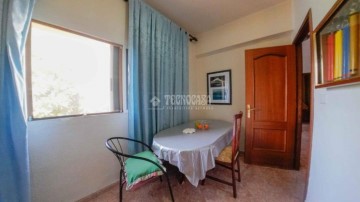 Apartment 3 Bedrooms in Toscal