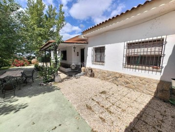 Country homes 5 Bedrooms in Las Aves