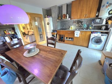 Apartment 2 Bedrooms in Sant Narcís