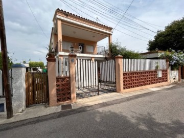 Casas rústicas 4 Habitaciones en Camino Onda - Salesianos - Centro