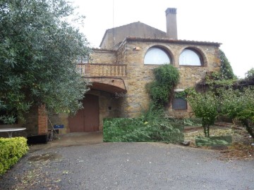 Casas rústicas 6 Habitaciones en Castell d'Emporda