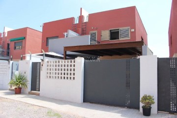 Casa o chalet 3 Habitaciones en La Peña