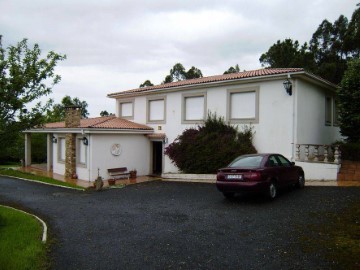 Casa o chalet 6 Habitaciones en Lubre (San Xoán)