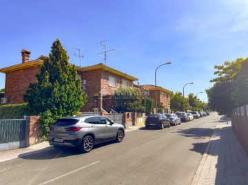 Piso 5 Habitaciones en Villanueva de la Cañada