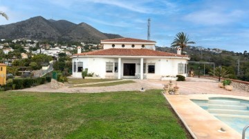 Casa o chalet 7 Habitaciones en El Higuerón - Capellanía
