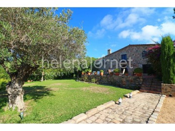 Country homes 4 Bedrooms in Santa Cristina d'Aro