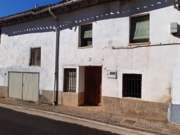 House 5 Bedrooms in Salazar de Amaya