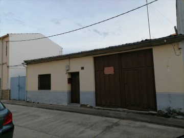 House 3 Bedrooms in Polígono Industrial la Viña