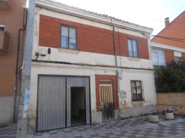 Casa o chalet 6 Habitaciones en Navatejera