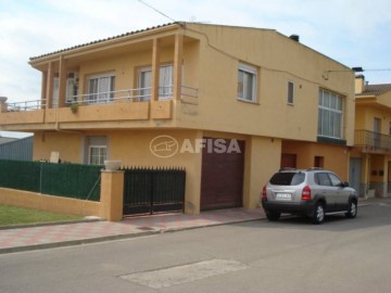 Casa o chalet 4 Habitaciones en Serramagra