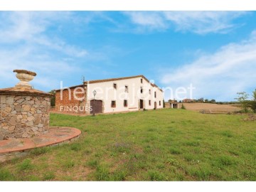 Country homes 10 Bedrooms in Tordera