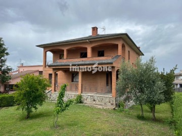 House 4 Bedrooms in Sant Quirze