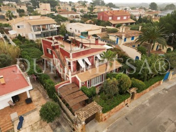 House 5 Bedrooms in Tolleric