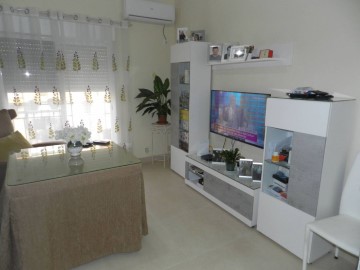 Apartment 3 Bedrooms in Linarejos