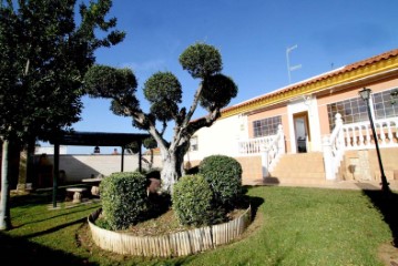 Casa o chalet 4 Habitaciones en Dehesilla de Calamón – Campomanes