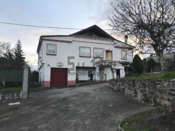 Maison 4 Chambres à San Cibrao das Viñas (Santo Ildefonso)