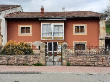 Casa o chalet 4 Habitaciones en Cañeda