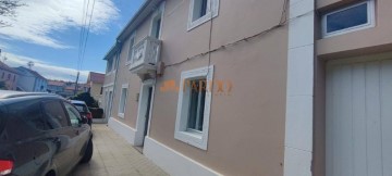 Casa o chalet 6 Habitaciones en Loureda-Lañas-Barrañán