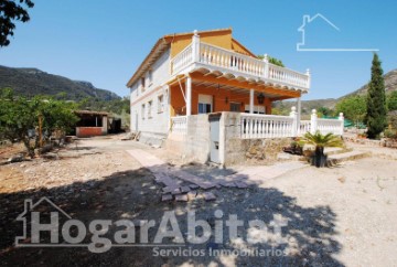 House 8 Bedrooms in Barx