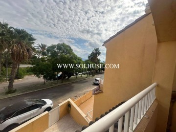 House 3 Bedrooms in Alamillo
