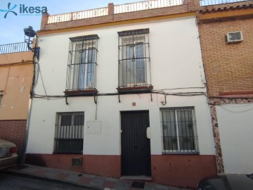House 3 Bedrooms in Las Almenas