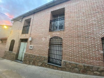 Casa o chalet 5 Habitaciones en Alberche del Caudillo