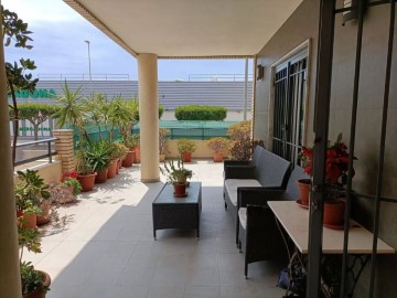 Apartment 3 Bedrooms in Playa de Canet