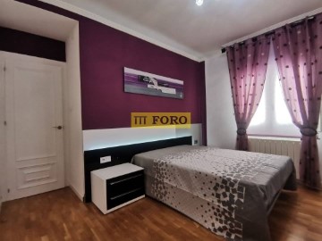 Apartment 3 Bedrooms in Miranda de Ebro Centro