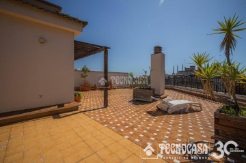 Penthouse 5 Bedrooms in Sant Adrià Nord