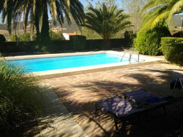 House 5 Bedrooms in Ballesteros
