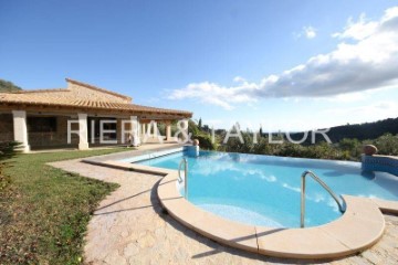 Country homes 6 Bedrooms in Son Macia