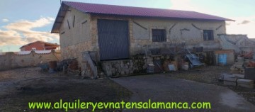 Country homes  in Calvarrasa de Arriba