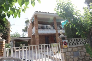 House 4 Bedrooms in Plaça Europa i Covamar