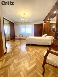 Apartment 3 Bedrooms in Sureste