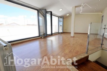 Apartment 3 Bedrooms in Cheste