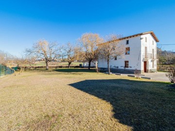 Country homes 4 Bedrooms in Tona