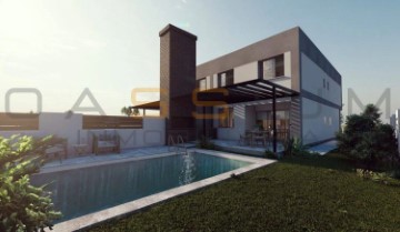 House 4 Bedrooms in Sant Roc