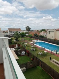 House 3 Bedrooms in Bormujos Centro