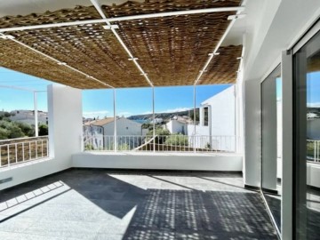 House 4 Bedrooms in Cadaqués