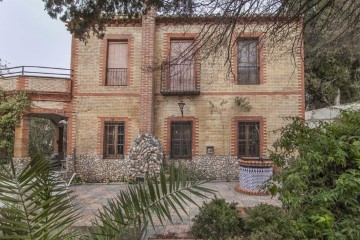Quintas e casas rústicas 7 Quartos em La Zubia