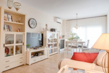 Apartment 3 Bedrooms in Instituts - Ponent