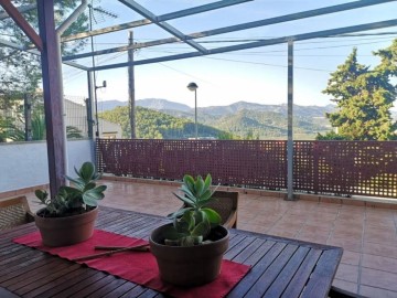 House 3 Bedrooms in Monte Real