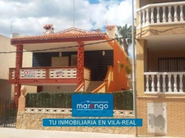 House 3 Bedrooms in Playa de Chilches