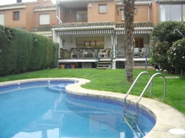 House 6 Bedrooms in Moncloa