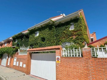 Casa o chalet 5 Habitaciones en Suroeste