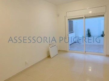 Apartment 3 Bedrooms in Colonia Pons