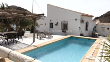 Country homes 2 Bedrooms in Oria