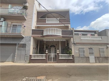 Casa o chalet 5 Habitaciones en Santa Bàrbara